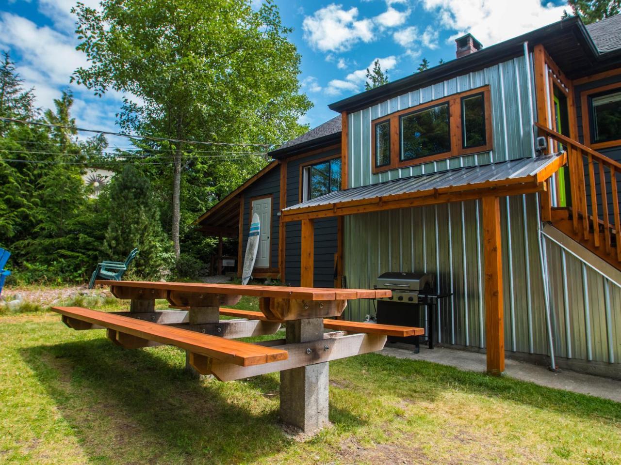 Surfs Inn Rainforest Cottages Юклулет Экстерьер фото